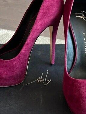 giuseppe zanotti suede burgundy pumps
